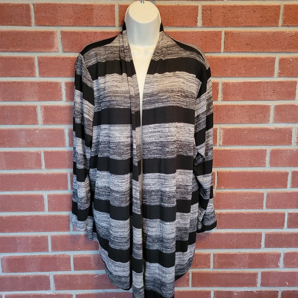 Lavish Plus 1X Black Gray Striped Open Front Cardigan.  #210
